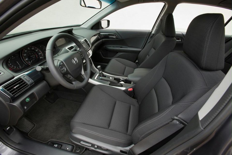 2013 Accord driver's seat.JPG